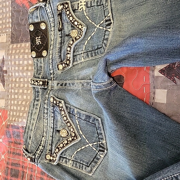 Jeans - Picture 6 of 6